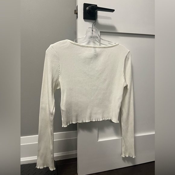 H&M Cream Ribbed Button-Down Top - Picture 2 of 3